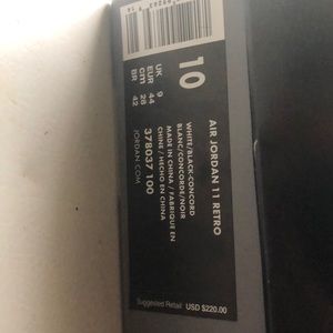 Air Jordan 11 concord